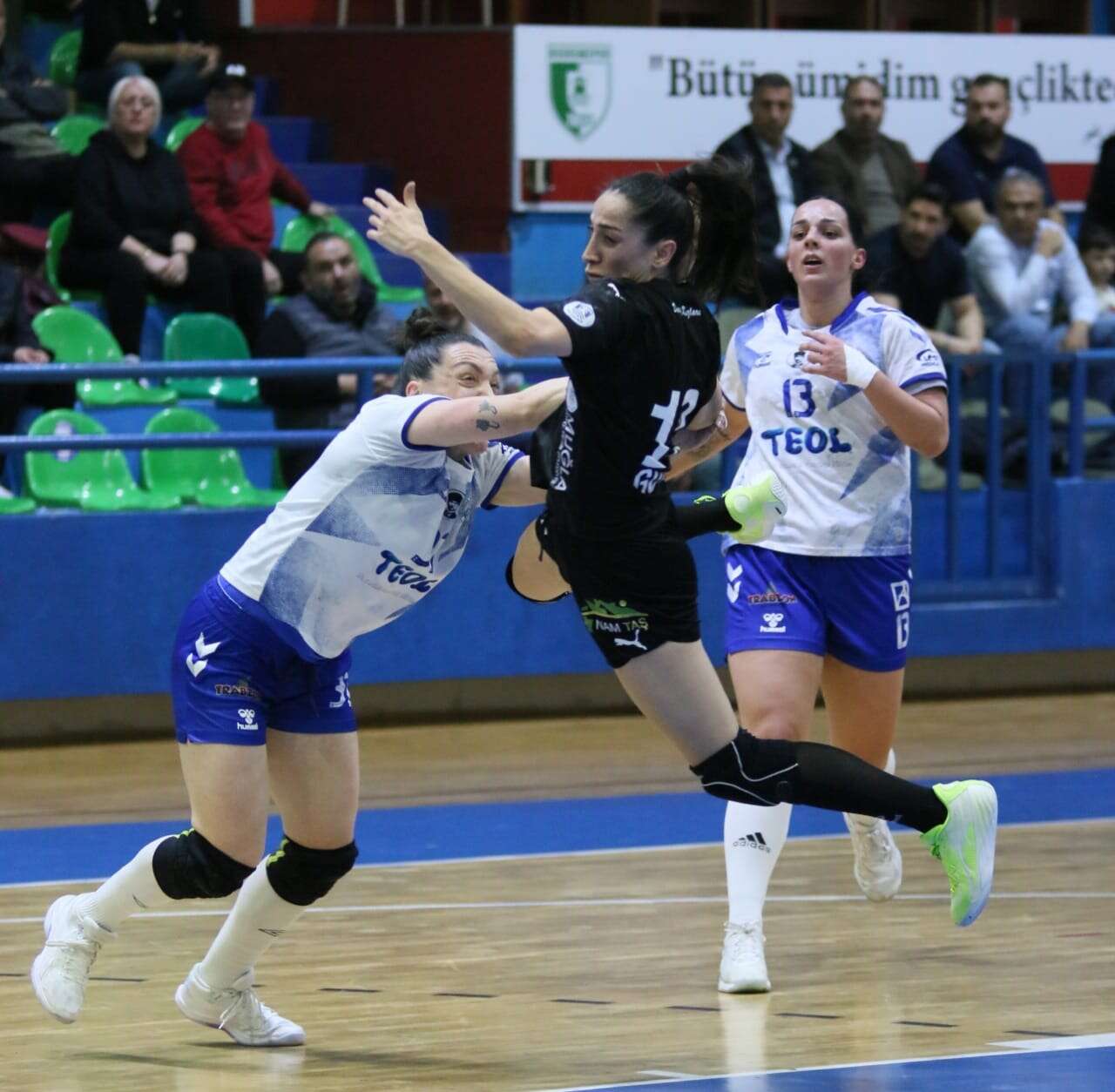 Armada Praxis Yalıkavak Spor, Ortahisar’ı Farklı Geçti 6